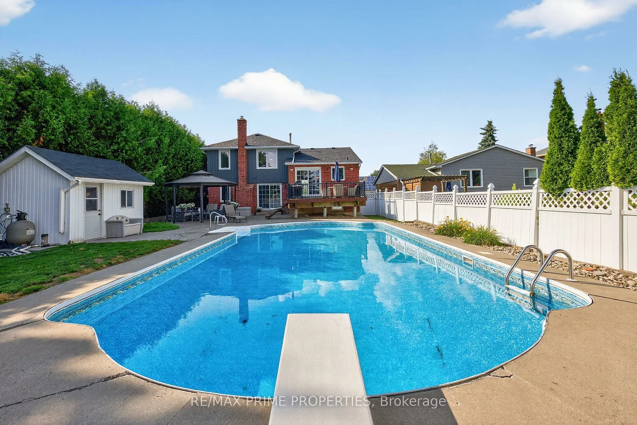 216, Crossland, Glenway Estates, Newmarket