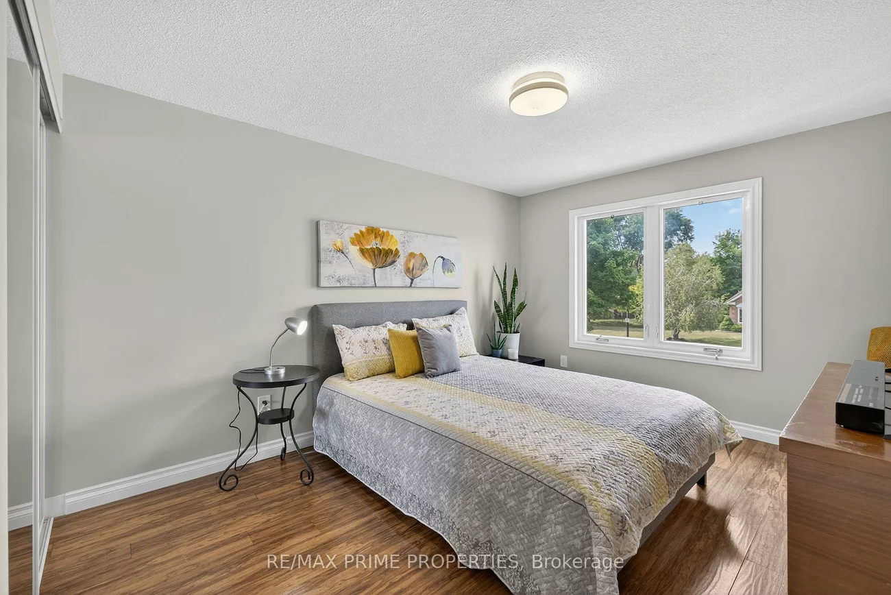 216, Crossland, Glenway Estates, Newmarket