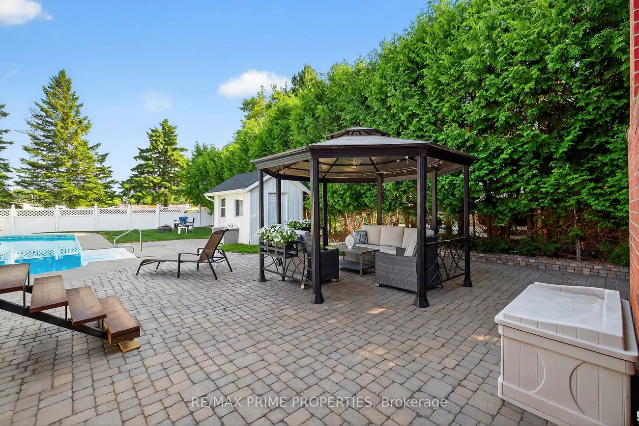 216, Crossland, Glenway Estates, Newmarket