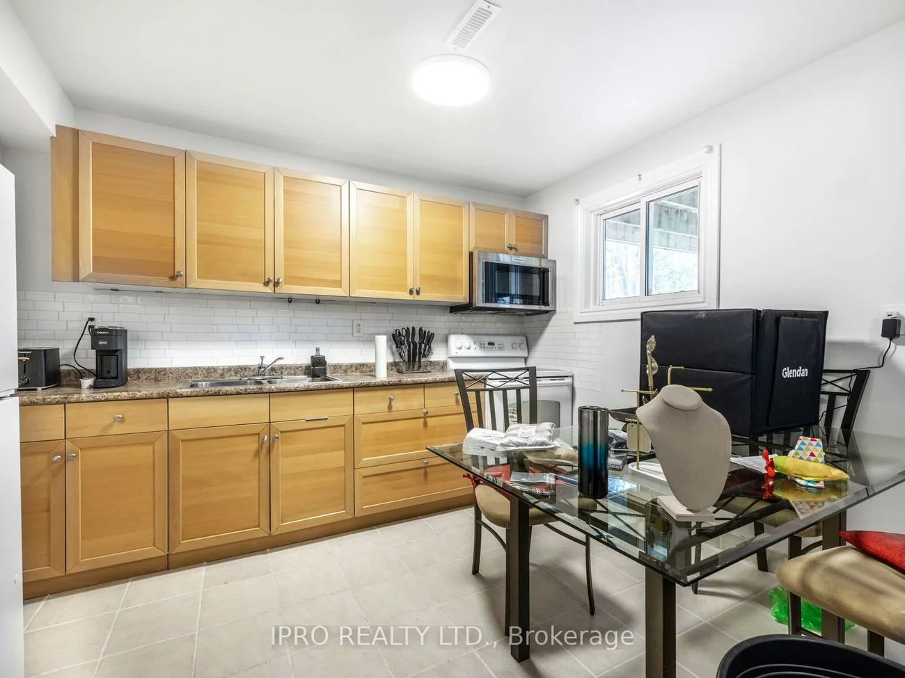 640, Irwin, Huron Heights-Leslie Valley, Newmarket