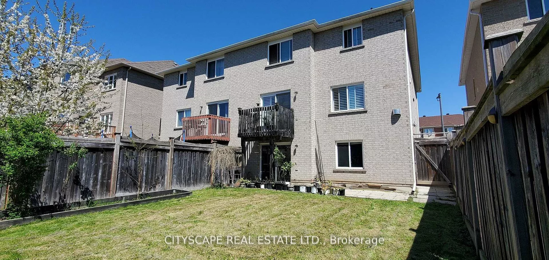 369, Kwapis, Woodland Hill, Newmarket