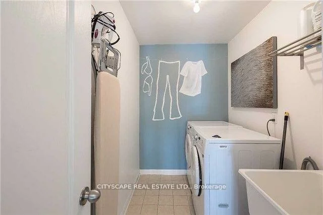 369, Kwapis, Woodland Hill, Newmarket