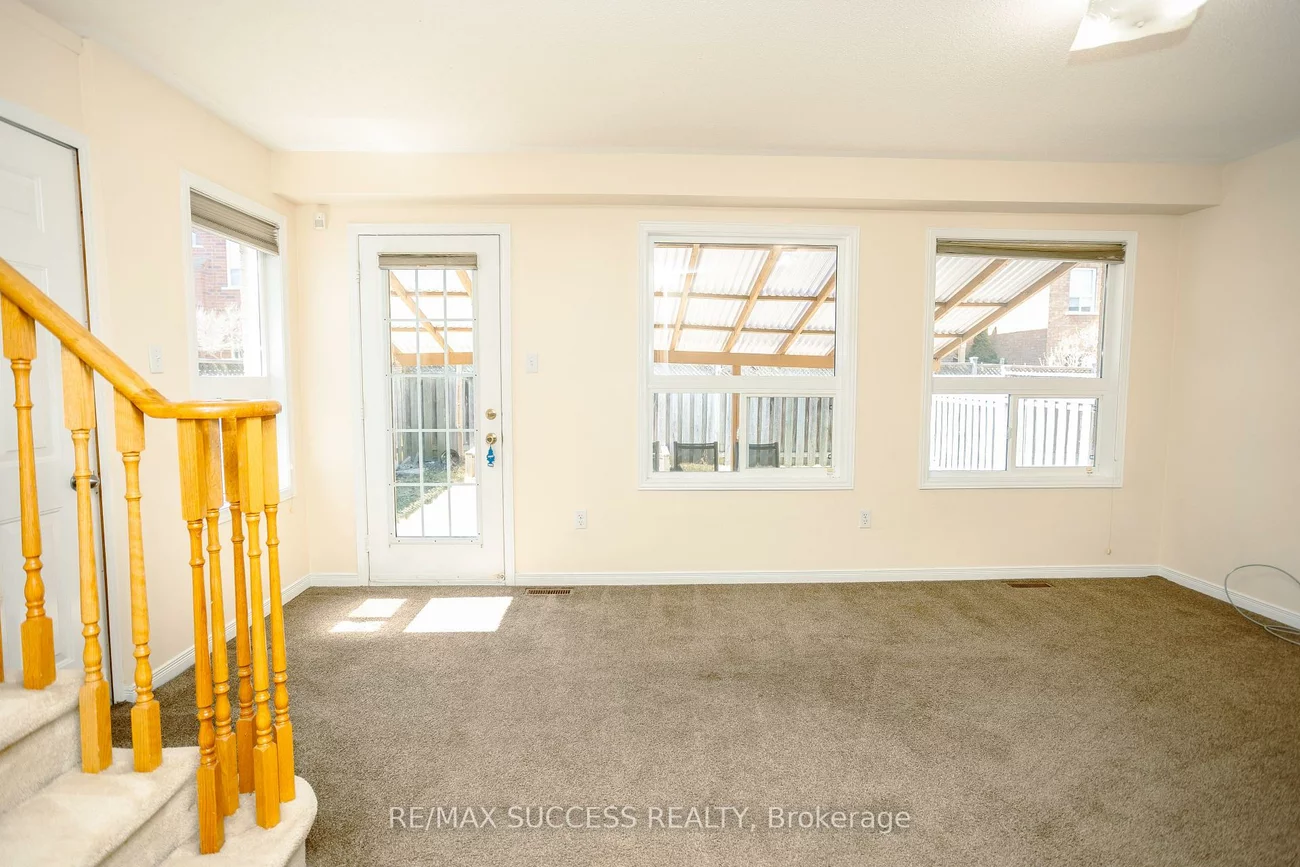 384, Flagstone, Woodland Hill, Newmarket