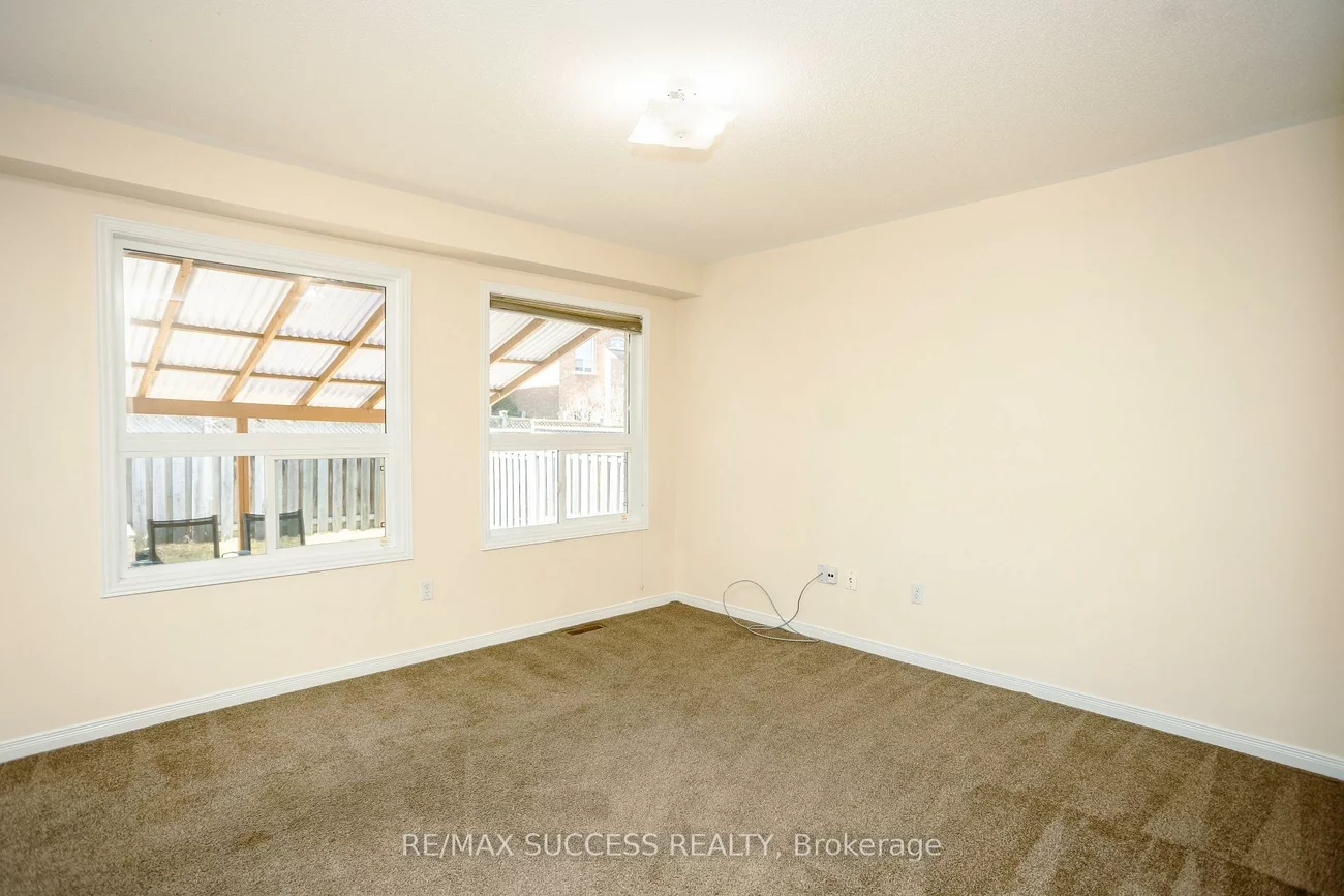 384, Flagstone, Woodland Hill, Newmarket
