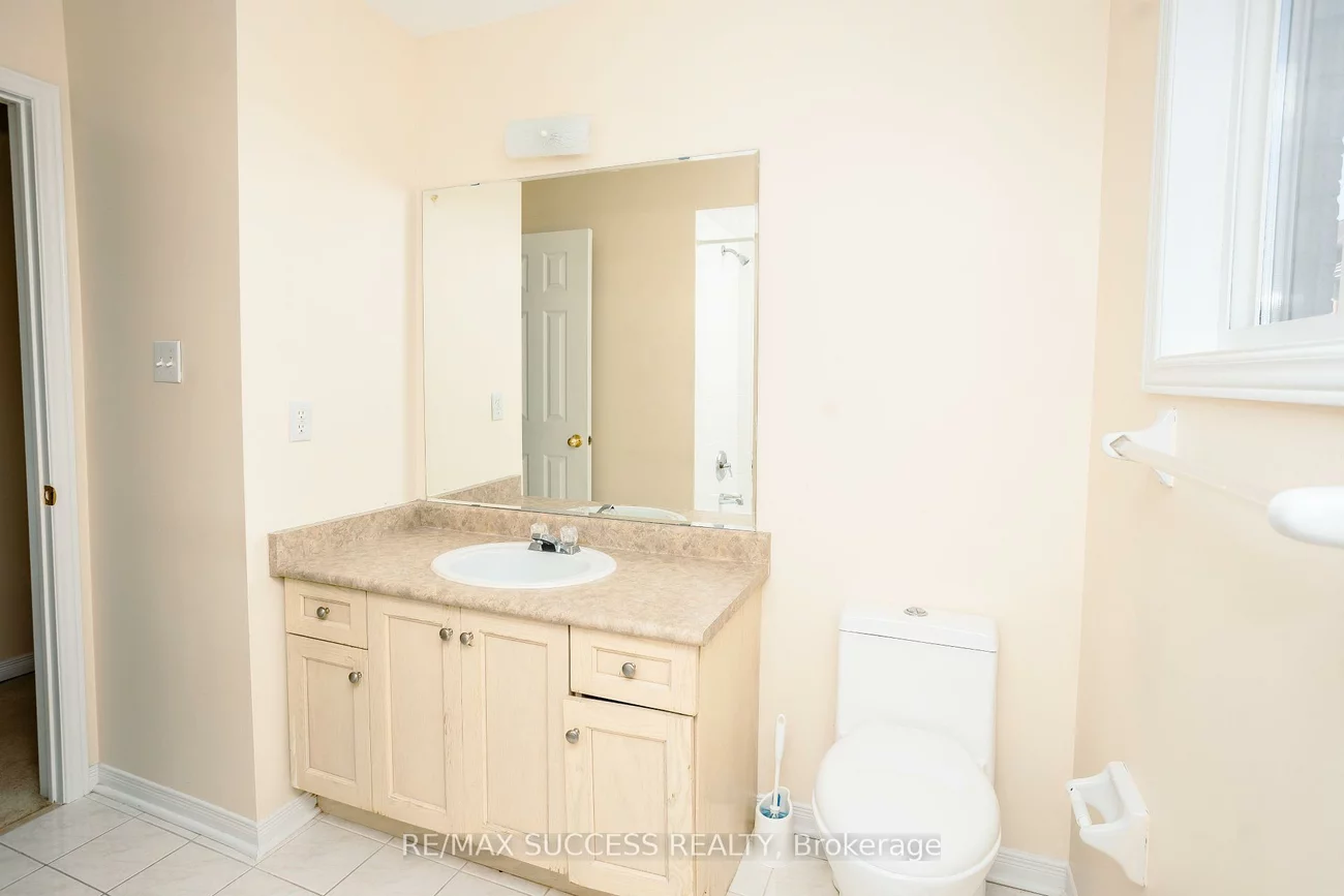 384, Flagstone, Woodland Hill, Newmarket