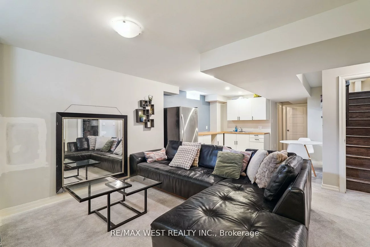 149, Vantage, Woodland Hill, Newmarket