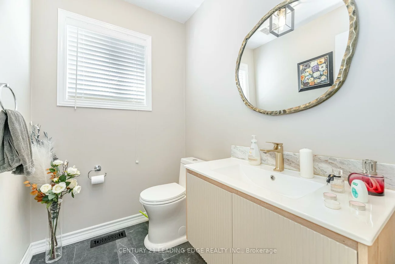 344, Marble, Woodland Hill, Newmarket