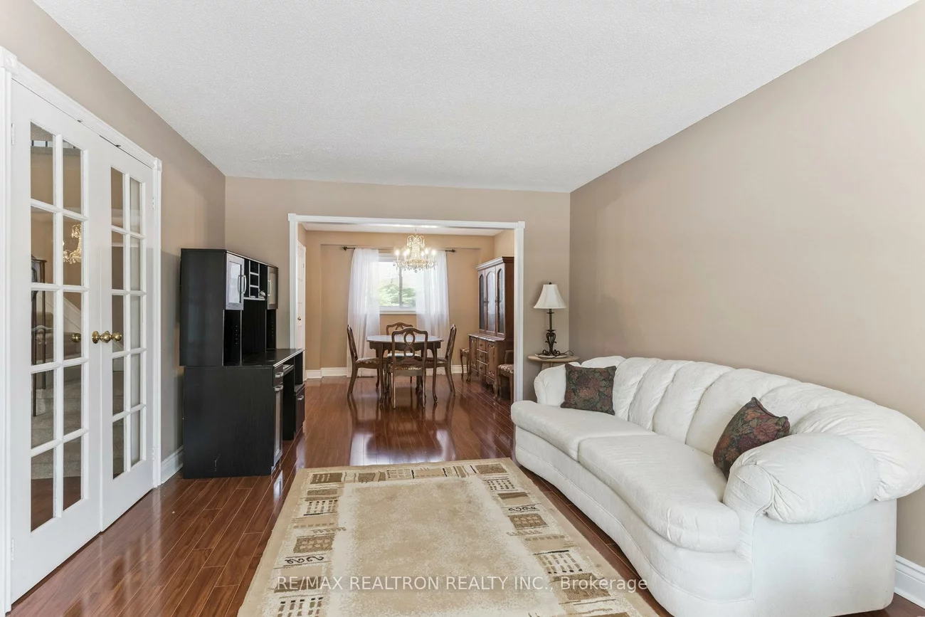 40, Manning, Gorham-College Manor, Newmarket