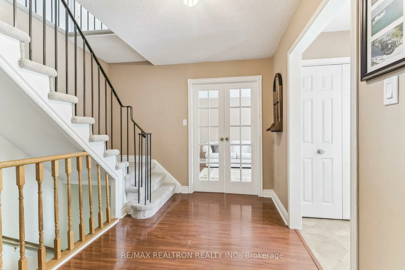 40, Manning, Gorham-College Manor, Newmarket