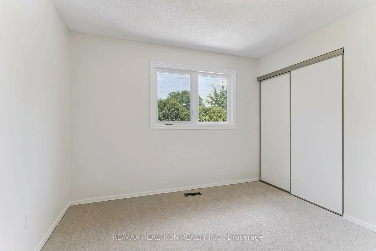 40, Manning, Gorham-College Manor, Newmarket