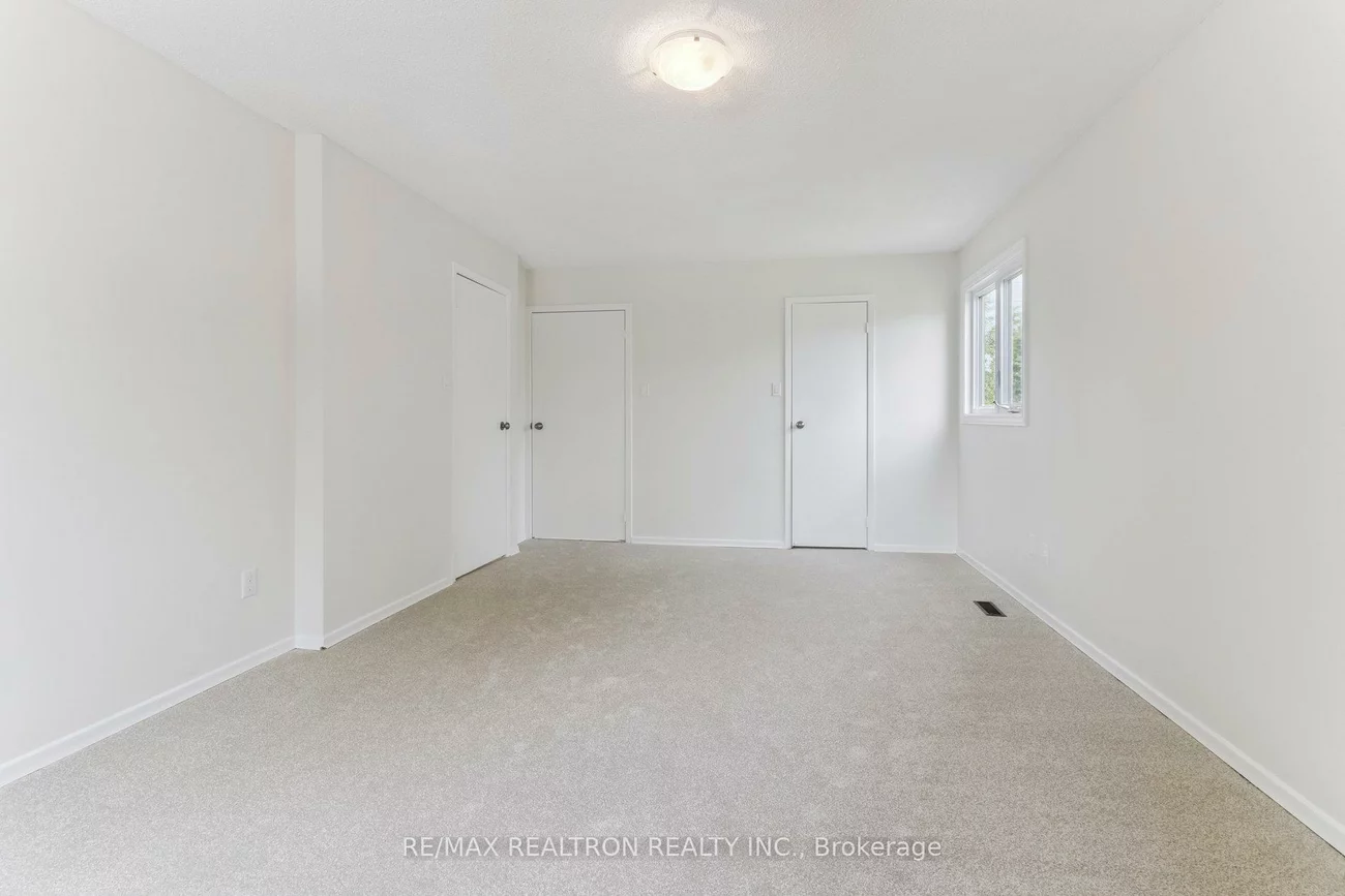 40, Manning, Gorham-College Manor, Newmarket