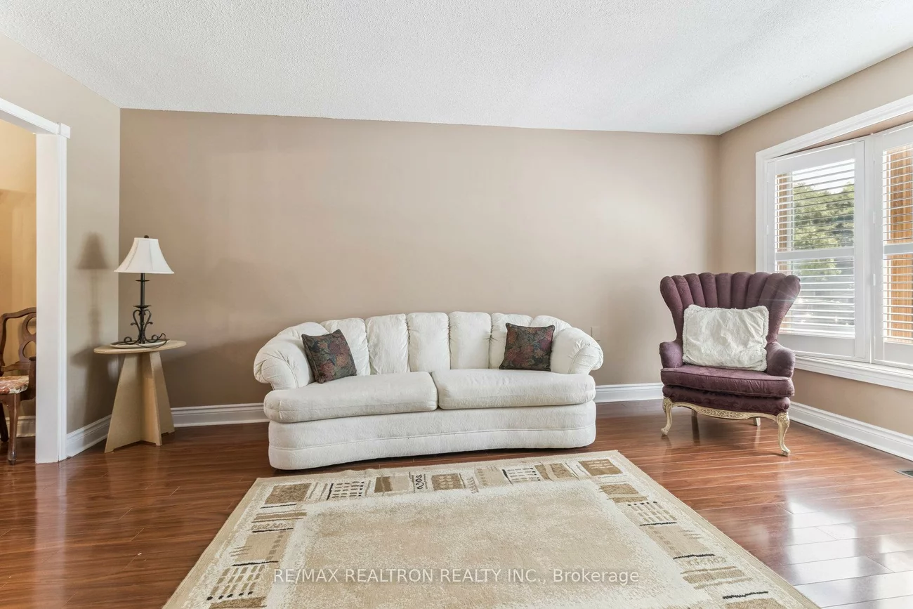 40, Manning, Gorham-College Manor, Newmarket