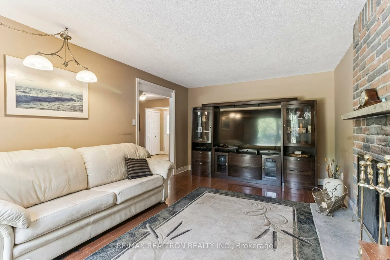 40, Manning, Gorham-College Manor, Newmarket