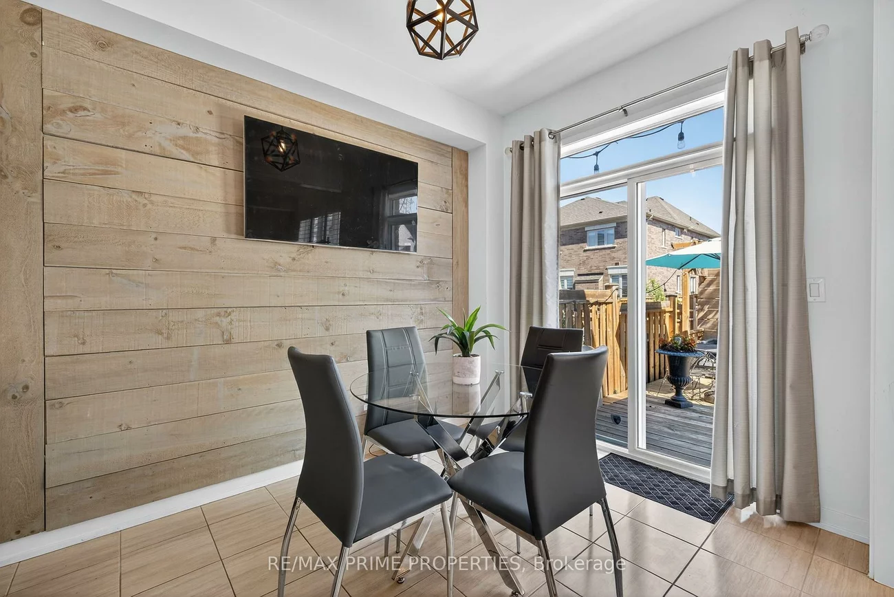 110, Maguire, Glenway Estates, Newmarket