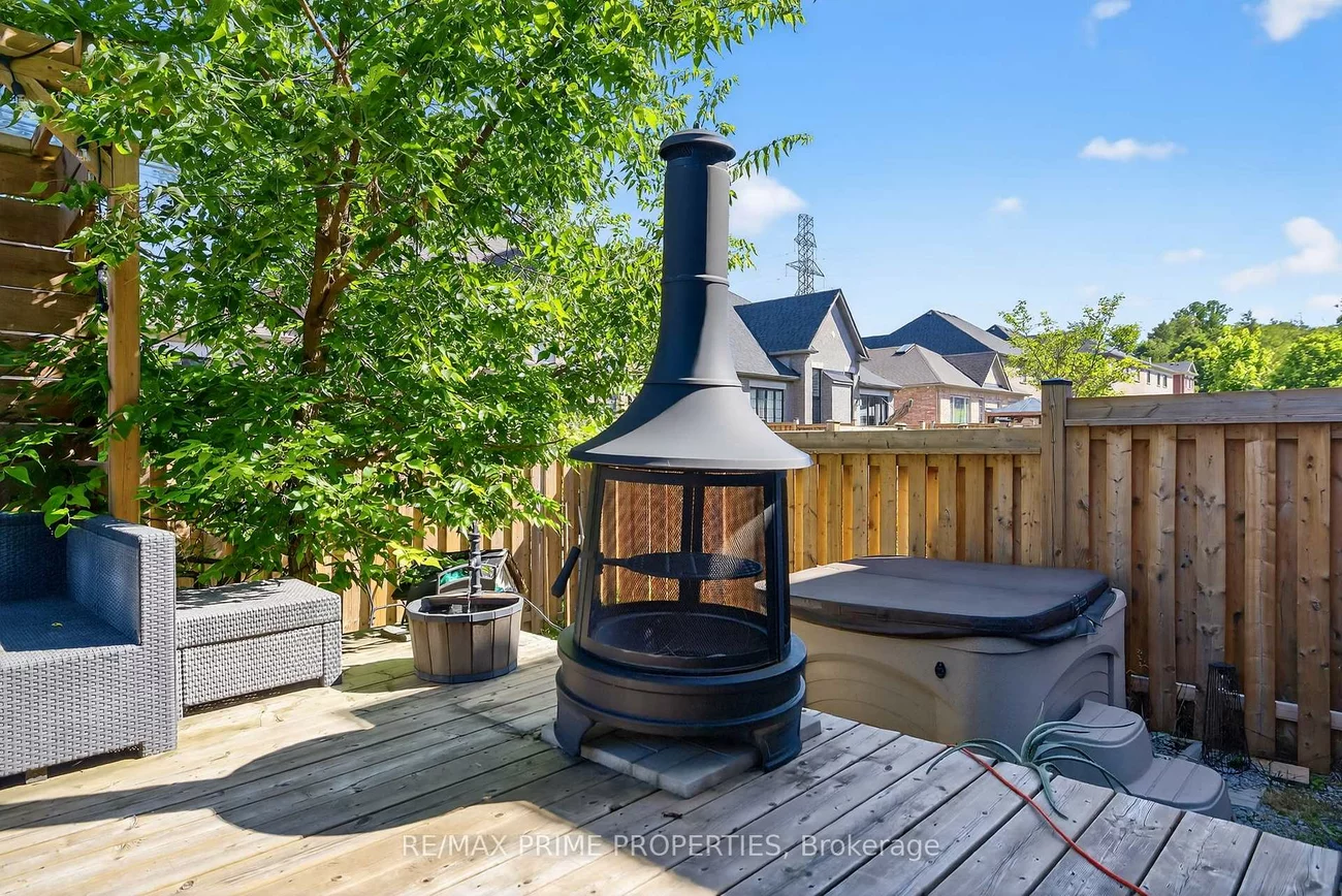 110, Maguire, Glenway Estates, Newmarket