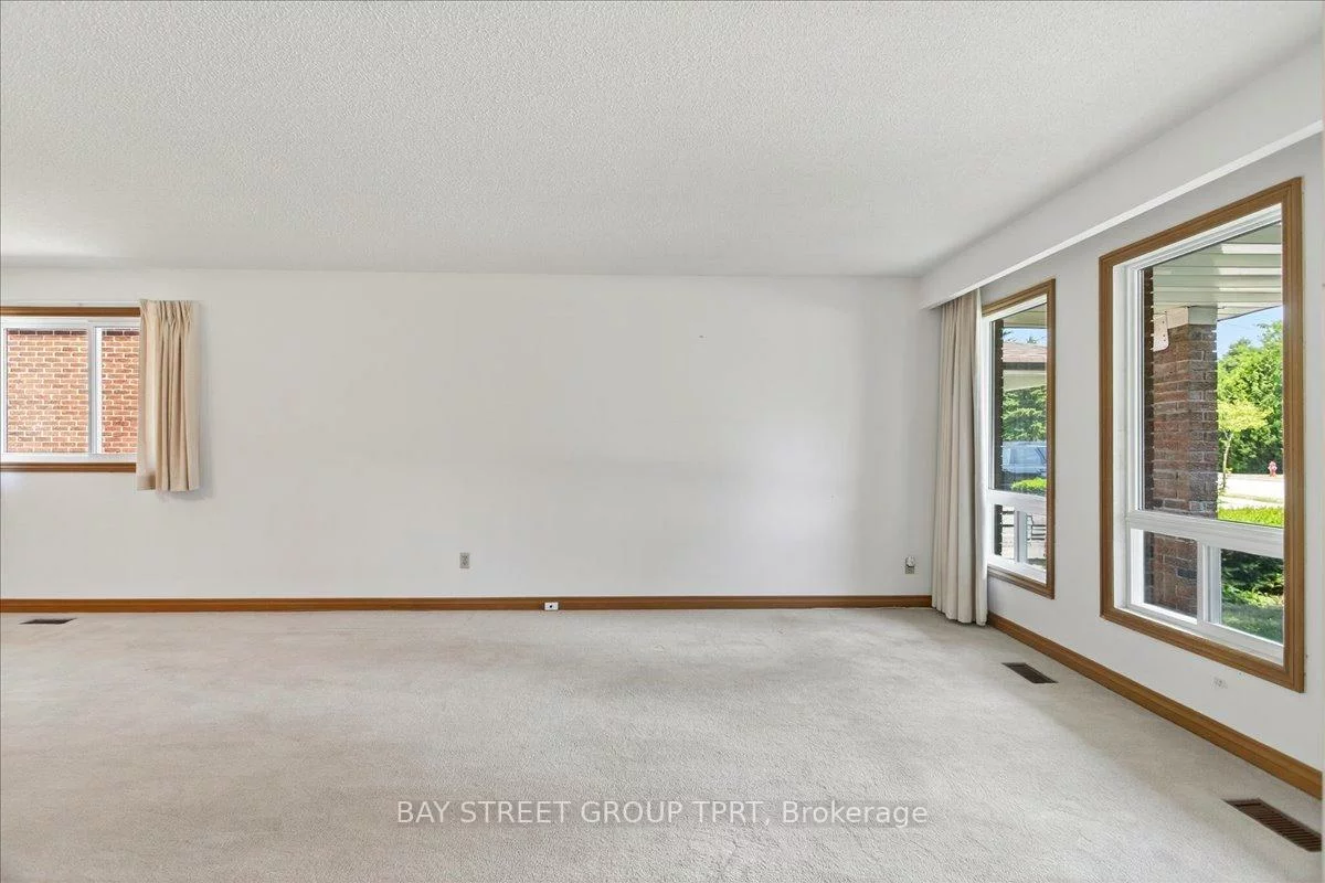 16, Belfry, Huron Heights-Leslie Valley, Newmarket