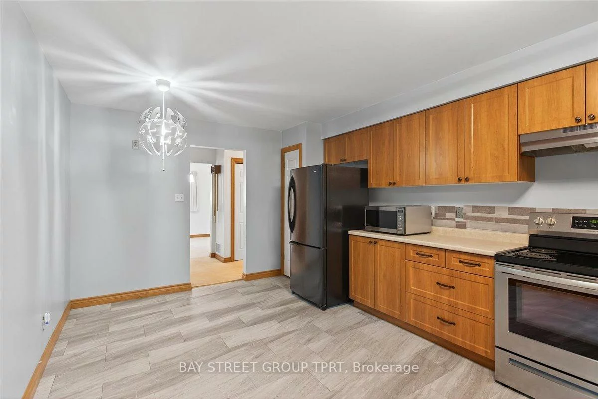 16, Belfry, Huron Heights-Leslie Valley, Newmarket