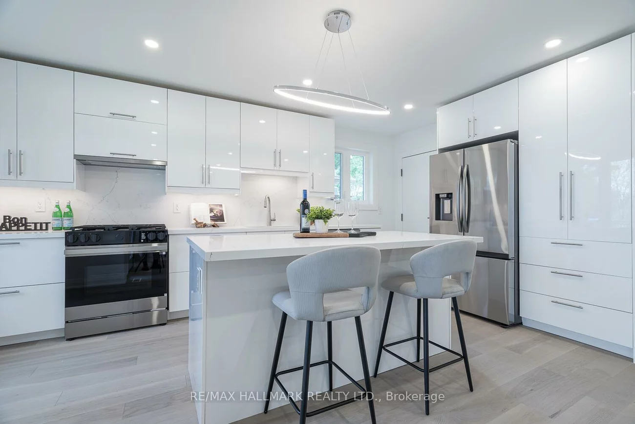 106, Woodpark, Huron Heights-Leslie Valley, Newmarket