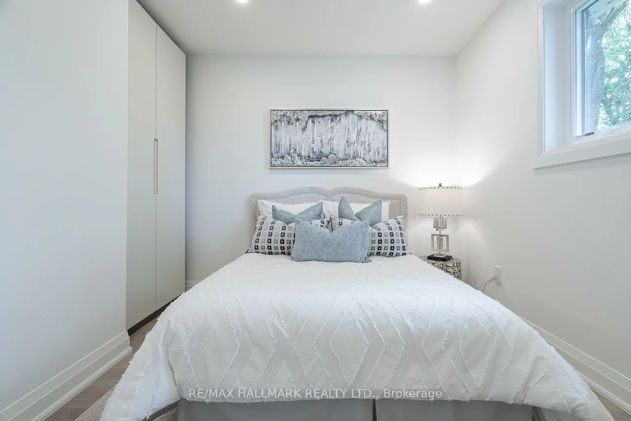 106, Woodpark, Huron Heights-Leslie Valley, Newmarket