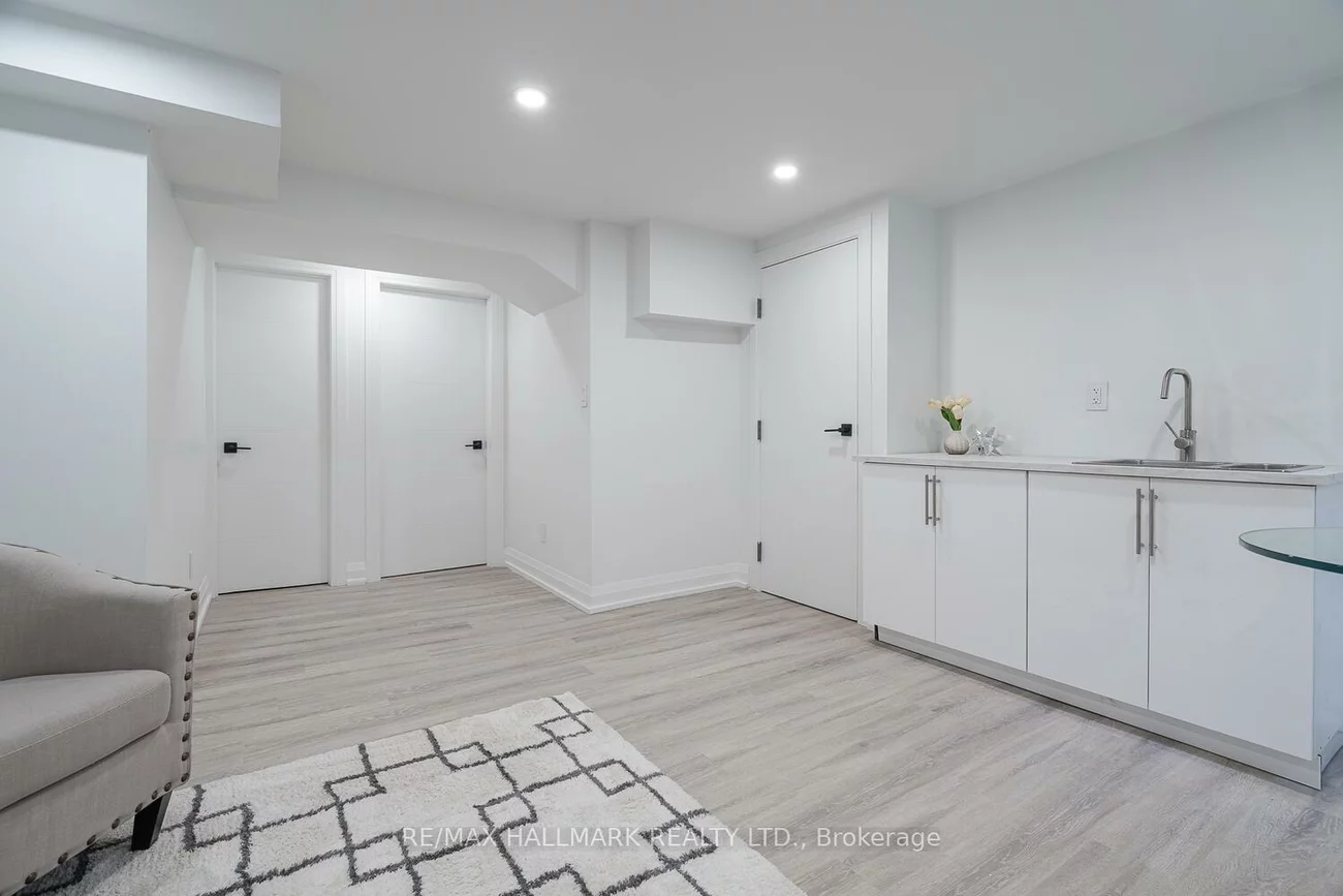 106, Woodpark, Huron Heights-Leslie Valley, Newmarket