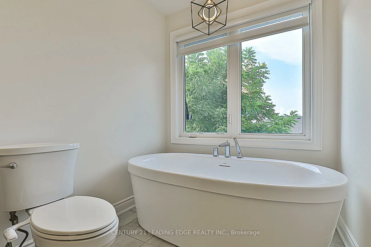541, New England, Summerhill Estates, Newmarket