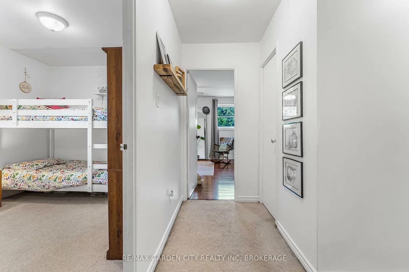 672, Irwin, Huron Heights-Leslie Valley, Newmarket