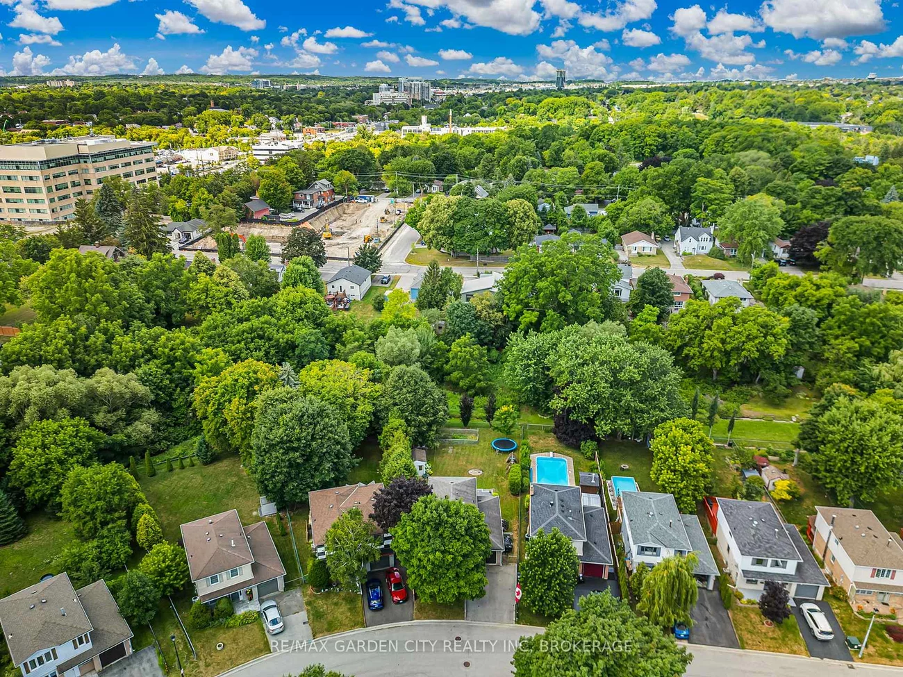 672, Irwin, Huron Heights-Leslie Valley, Newmarket