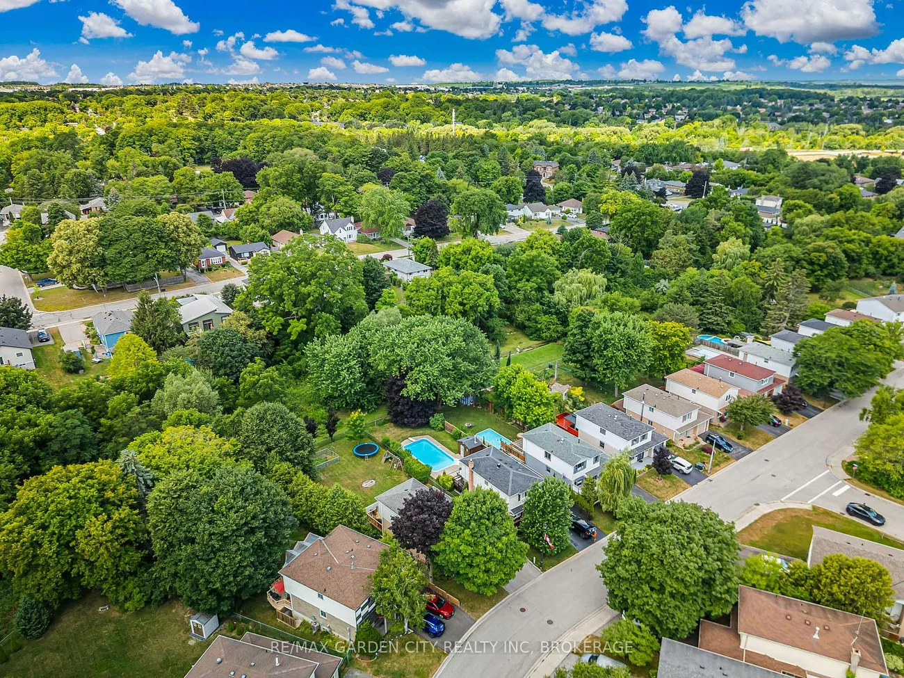 672, Irwin, Huron Heights-Leslie Valley, Newmarket