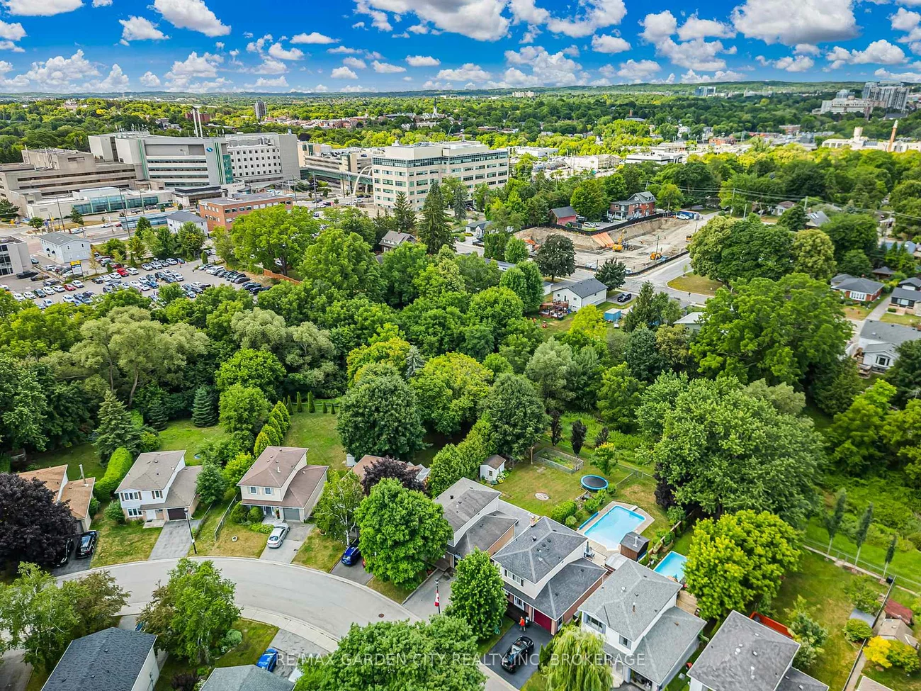 672, Irwin, Huron Heights-Leslie Valley, Newmarket