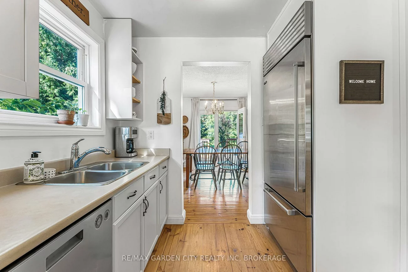 672, Irwin, Huron Heights-Leslie Valley, Newmarket