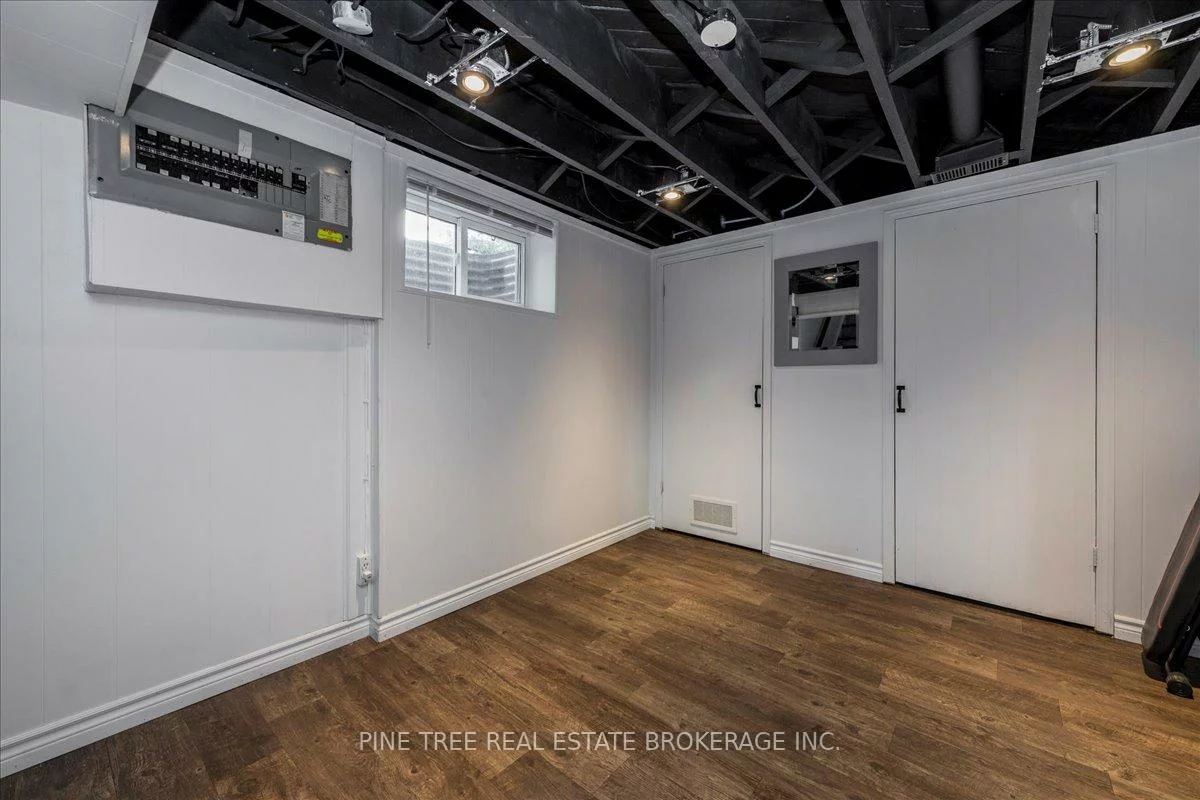 164, Avenue, Central Newmarket, Newmarket