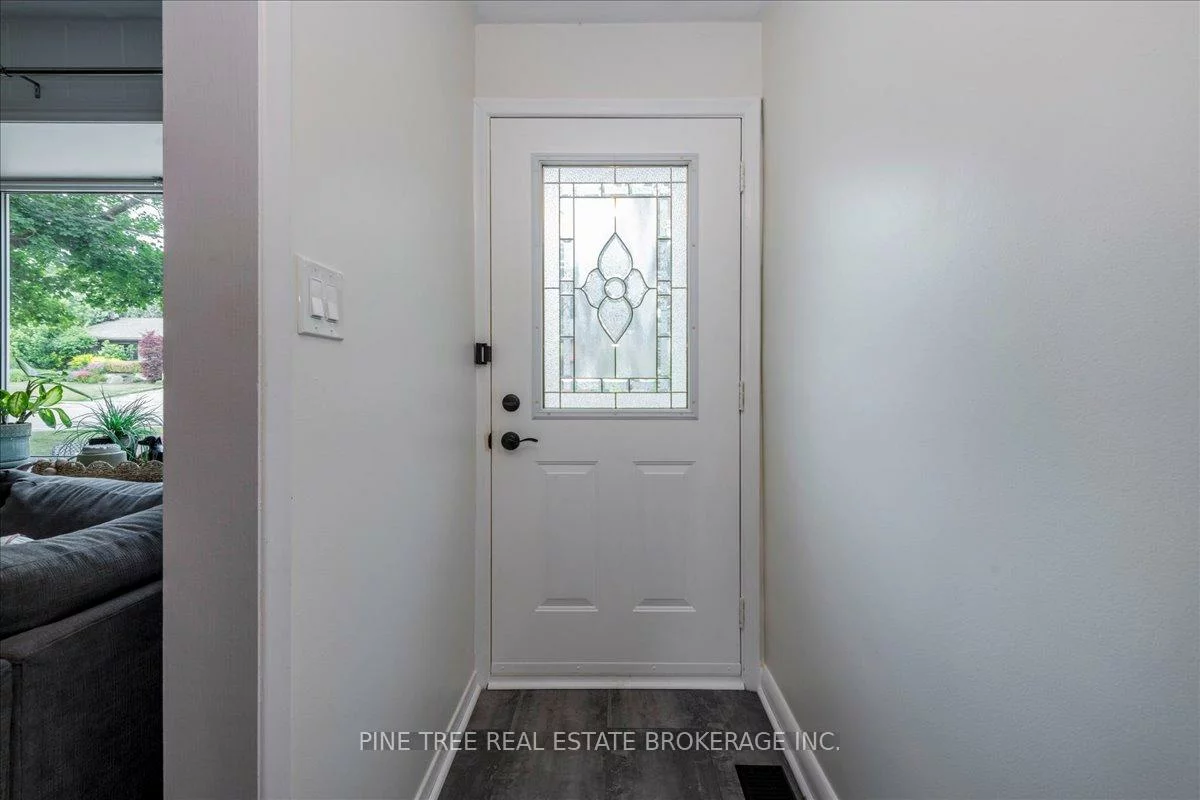 164, Avenue, Central Newmarket, Newmarket