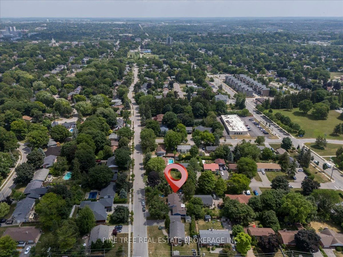 164, Avenue, Central Newmarket, Newmarket