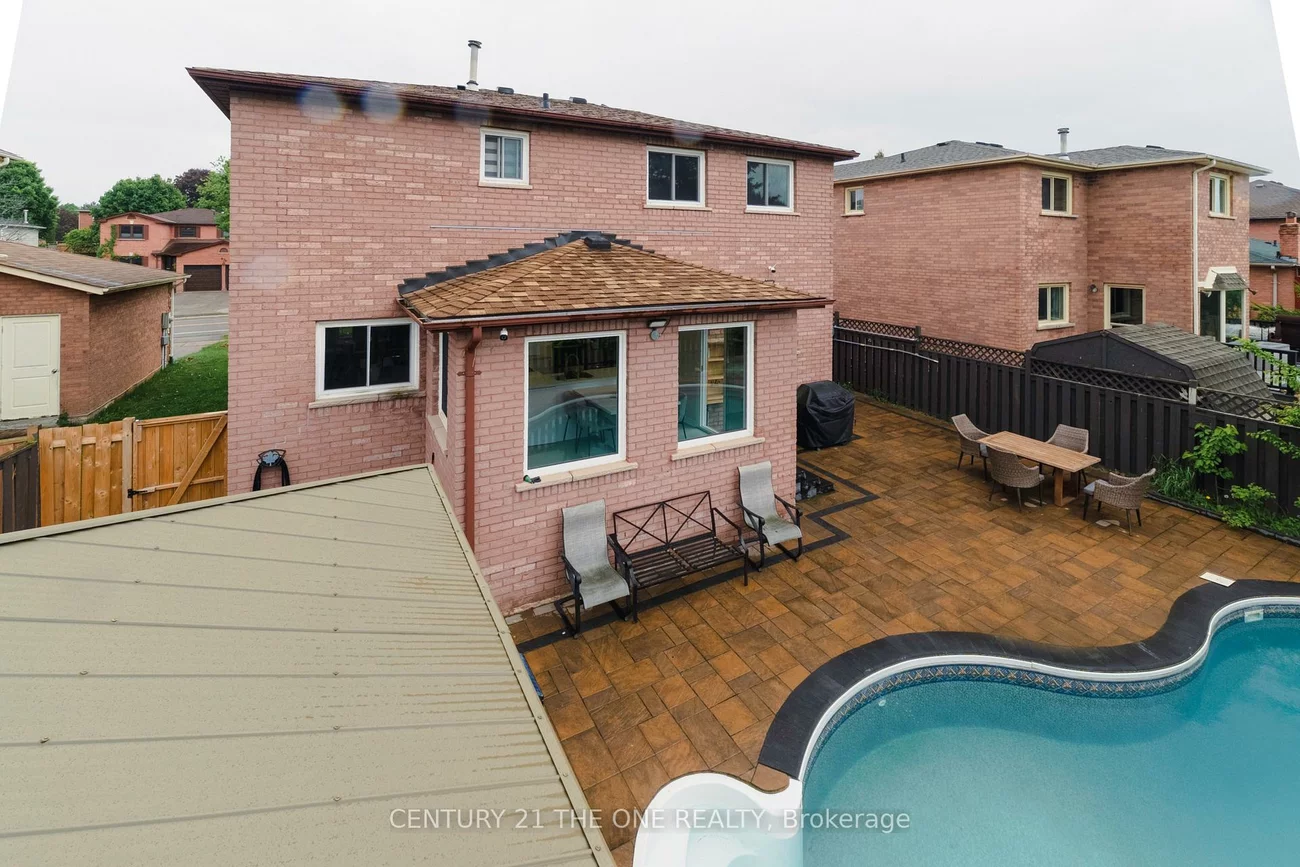 971, Leslie Valley, Huron Heights-Leslie Valley, Newmarket
