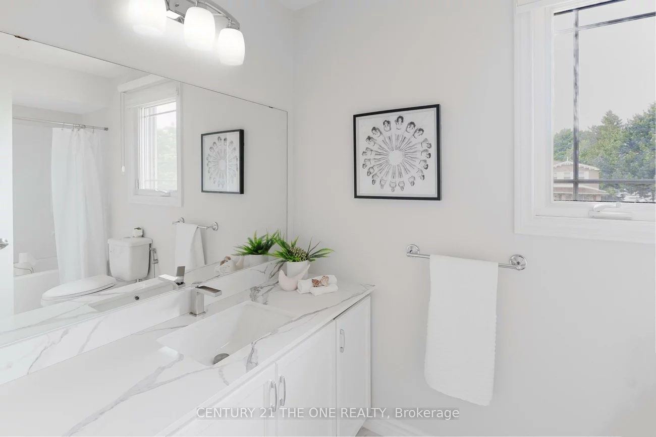 971, Leslie Valley, Huron Heights-Leslie Valley, Newmarket