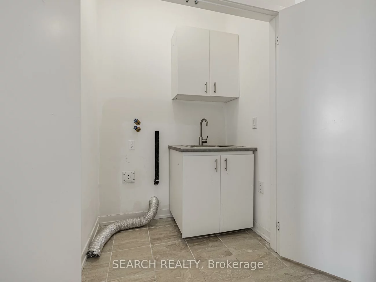 247, Harding Park, Glenway Estates, Newmarket