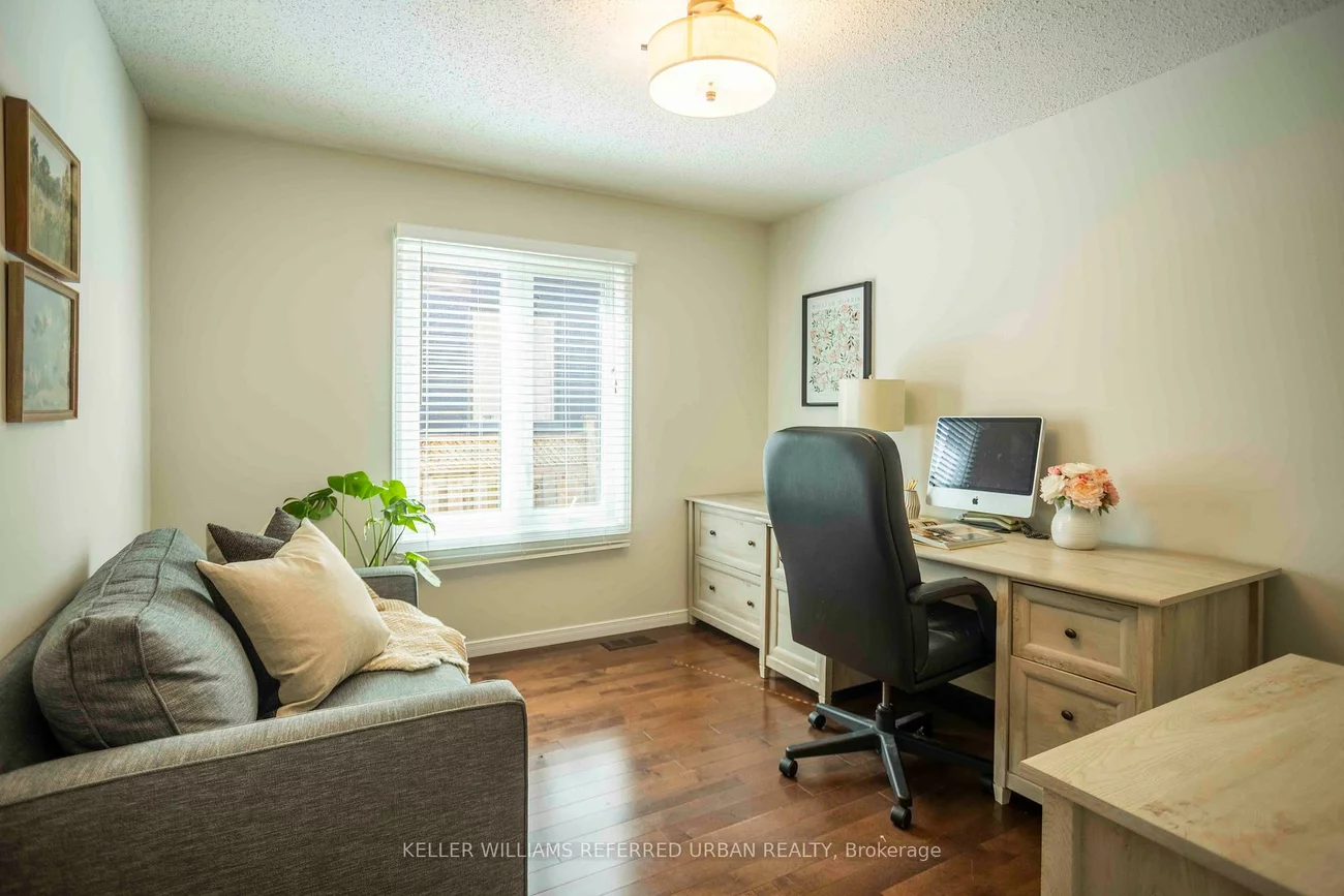 32, Nelson, Armitage, Newmarket