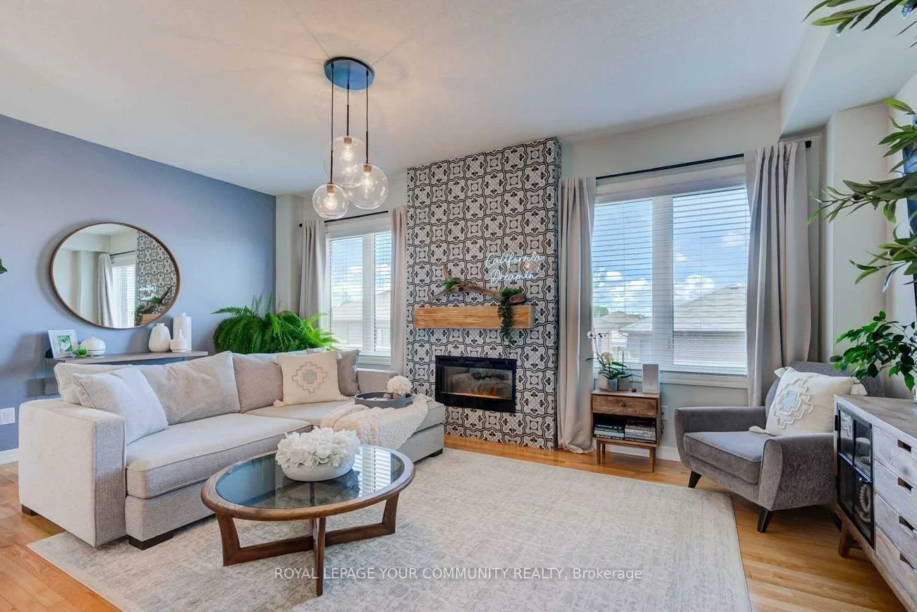 56, Allure, Woodland Hill, Newmarket