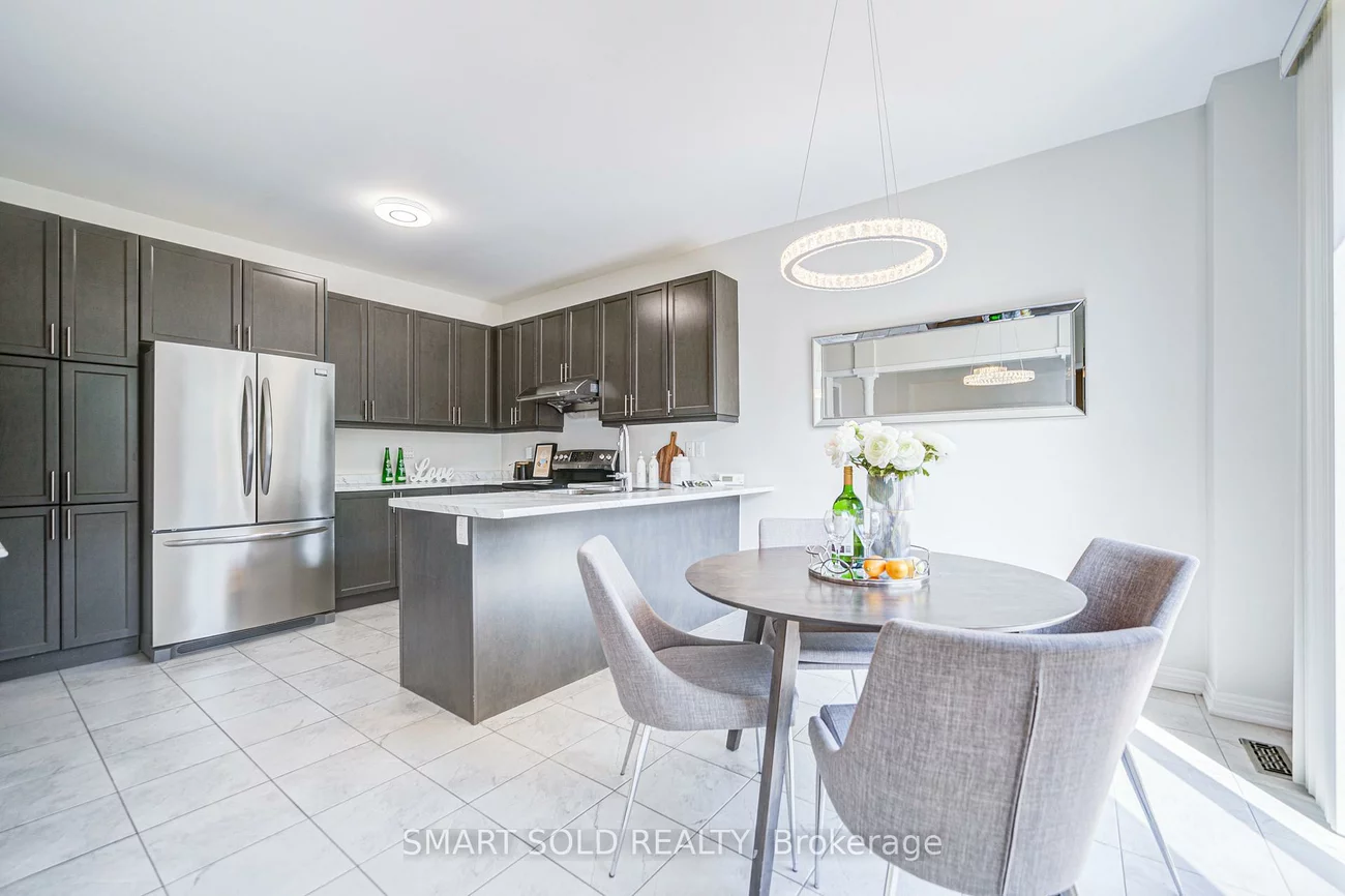 713, Prest, Woodland Hill, Newmarket