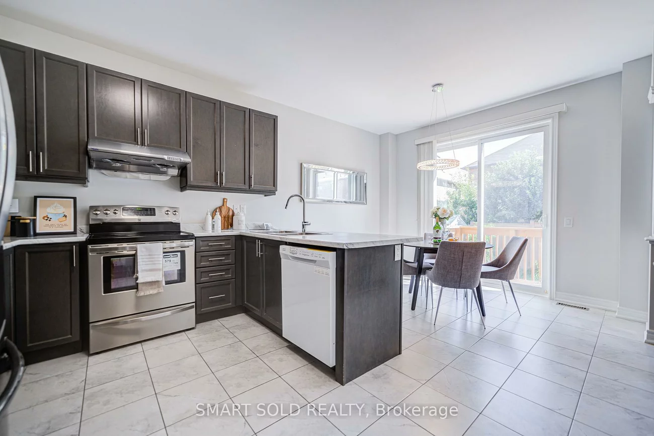 713, Prest, Woodland Hill, Newmarket