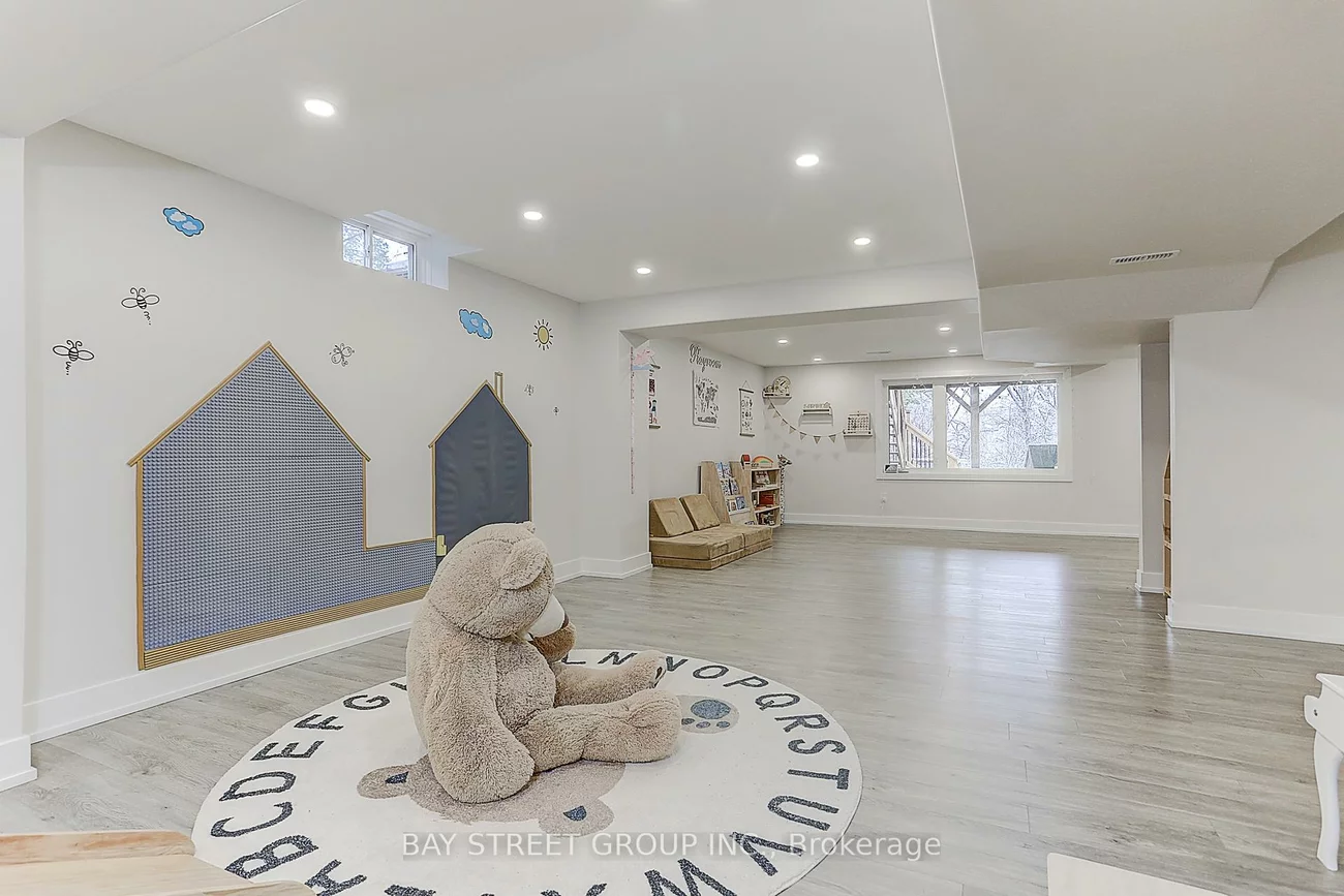955, Portminster, Stonehaven-Wyndham, Newmarket