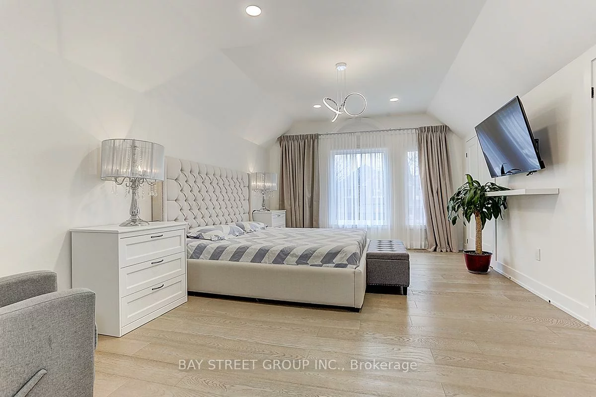 955, Portminster, Stonehaven-Wyndham, Newmarket