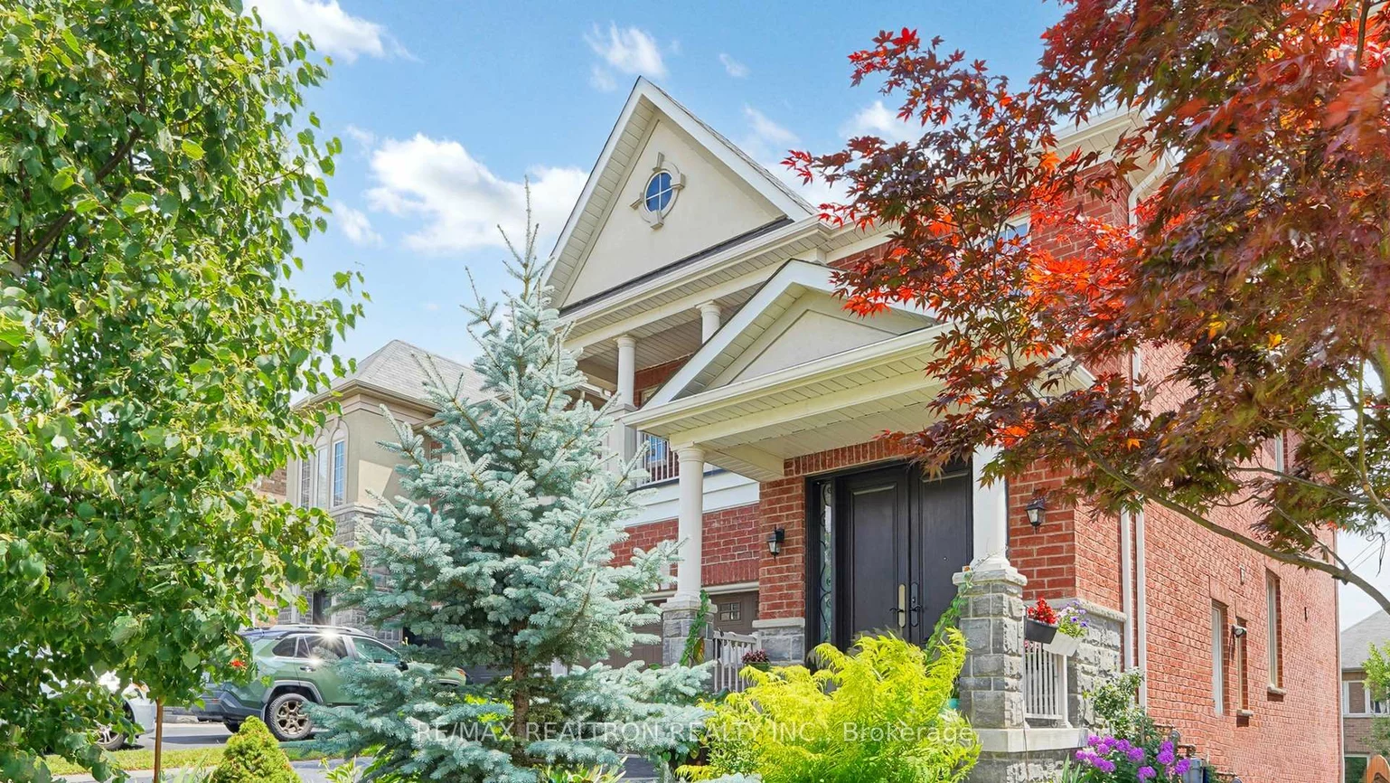 475, Kwapis, Woodland Hill, Newmarket