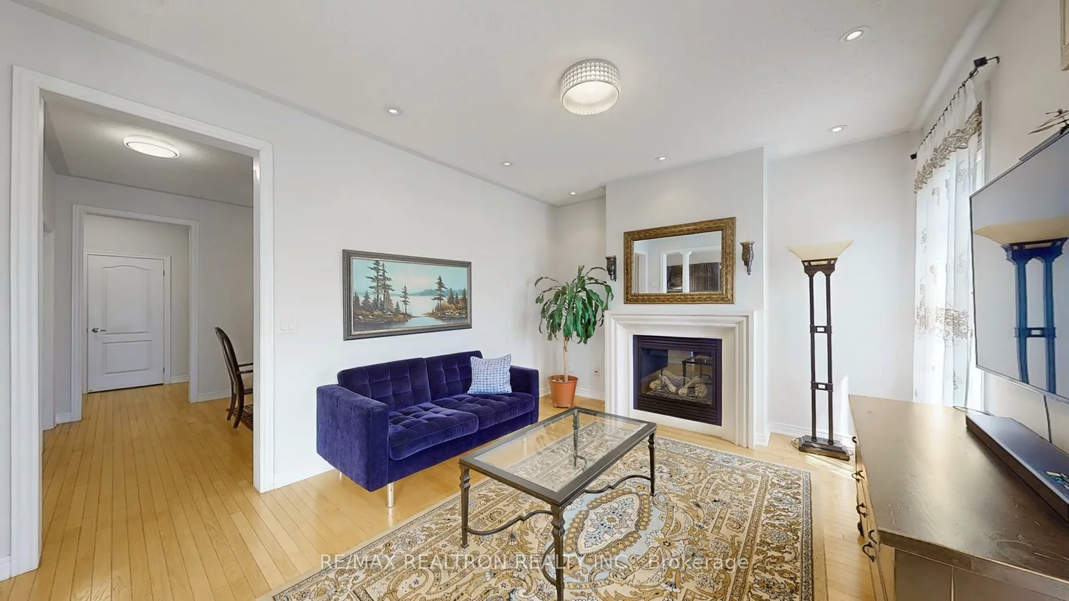 475, Kwapis, Woodland Hill, Newmarket