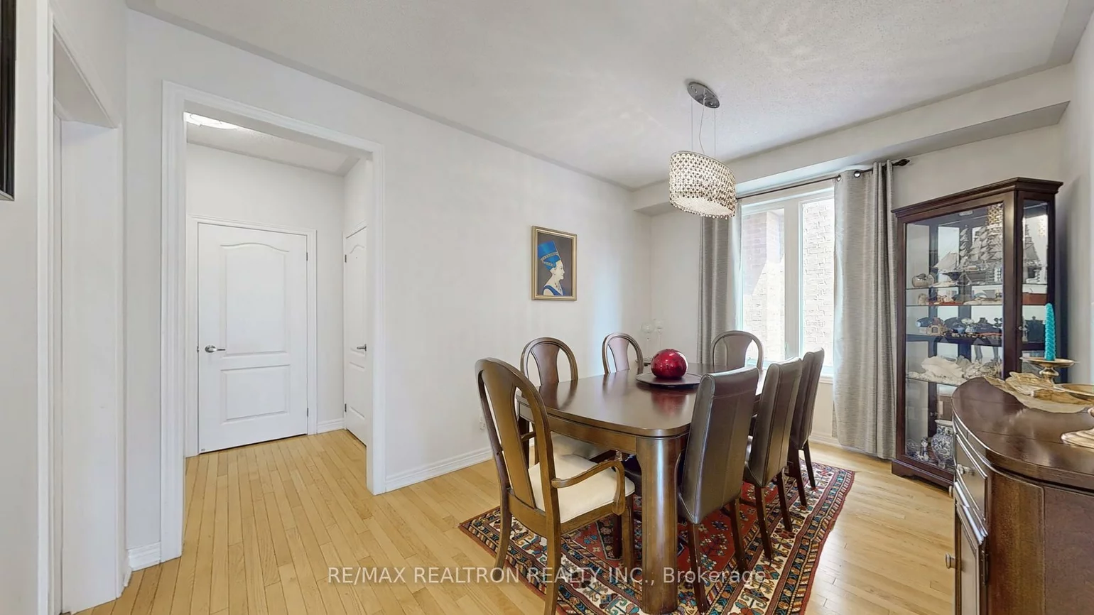 475, Kwapis, Woodland Hill, Newmarket