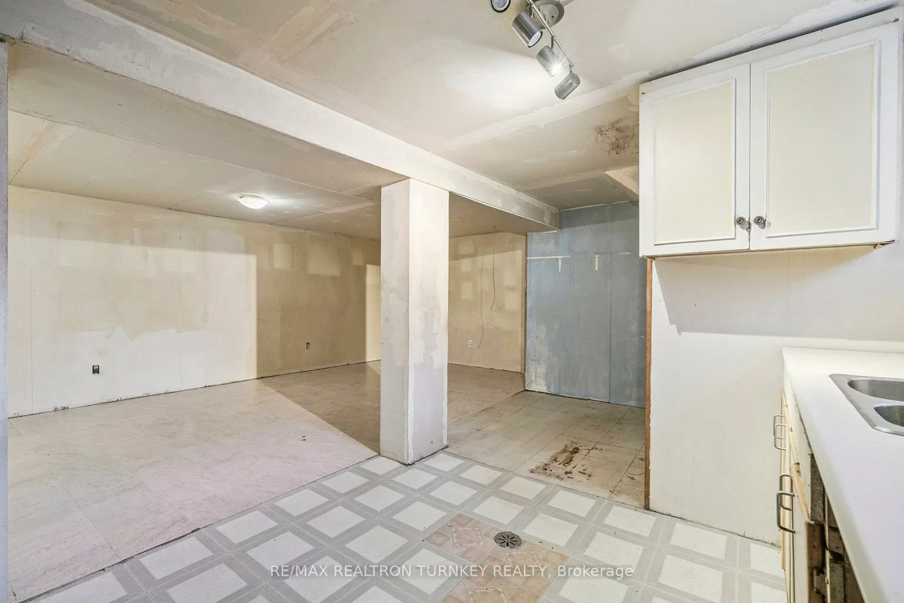 176, Cherrywood, Bristol-London, Newmarket