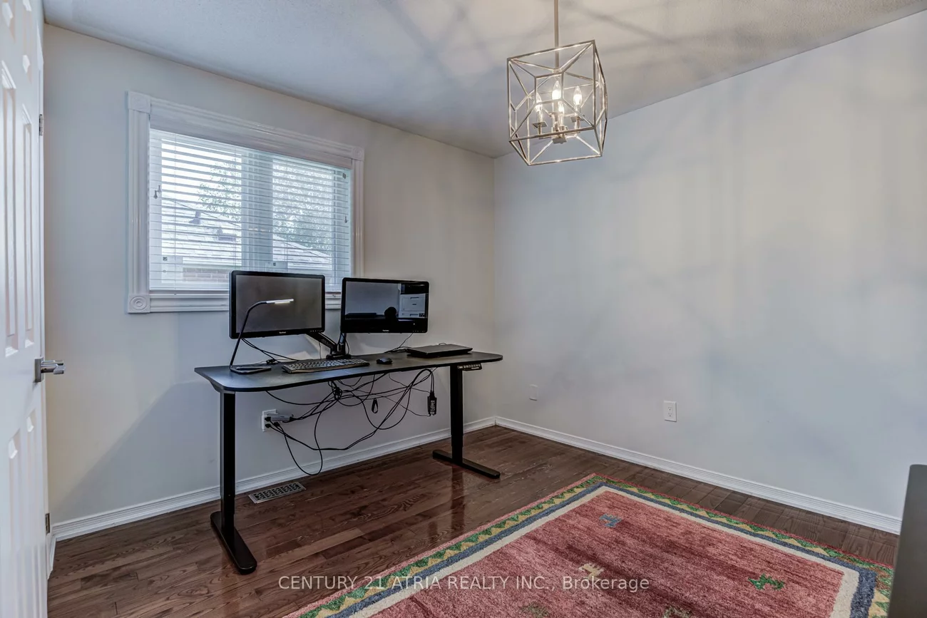 331, Binns, Glenway Estates, Newmarket