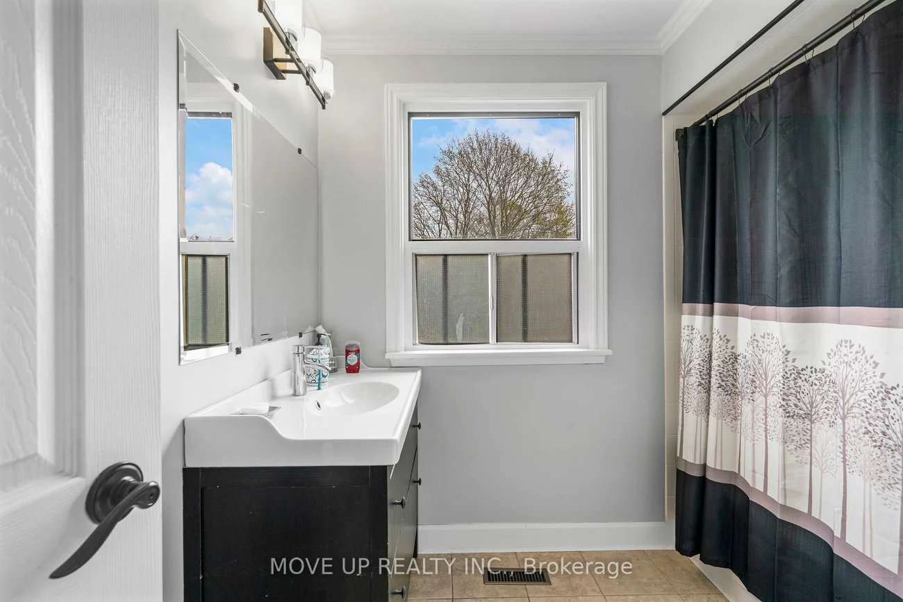 785, Pam, Huron Heights-Leslie Valley, Newmarket