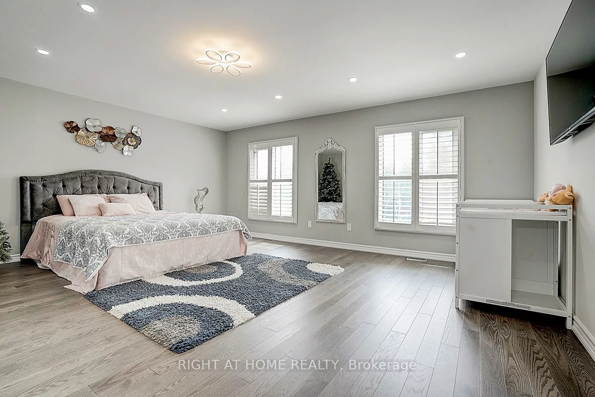 191, Kensit, Armitage, Newmarket