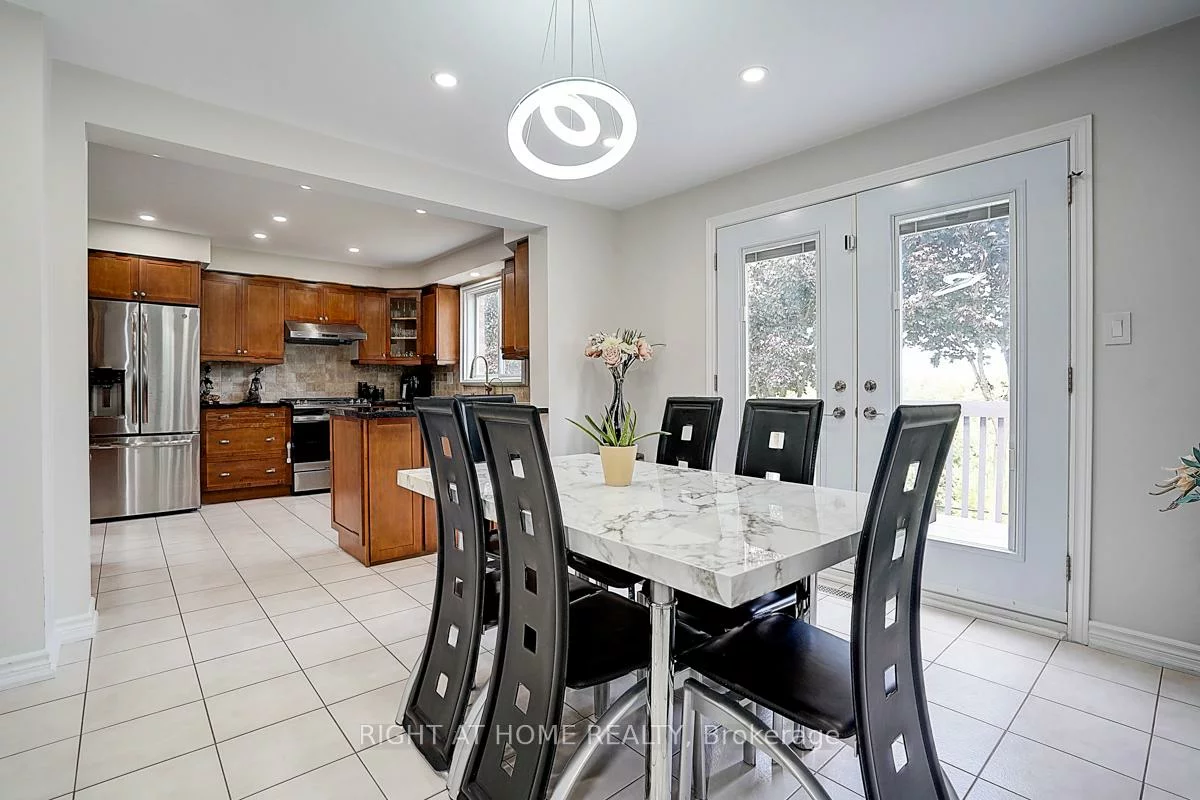 191, Kensit, Armitage, Newmarket
